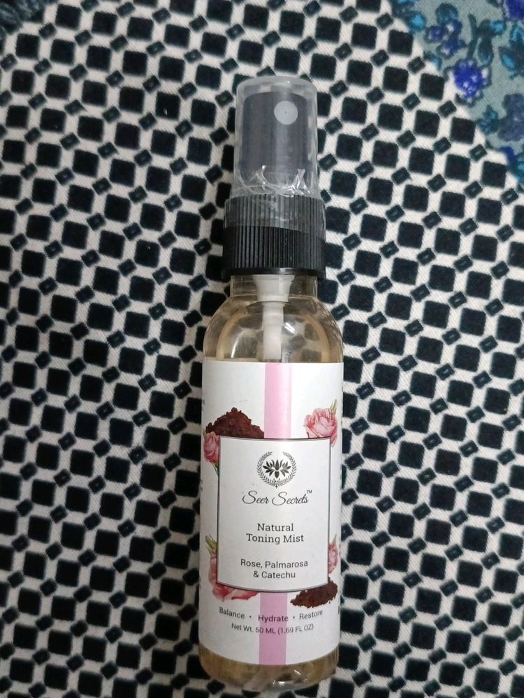 Natural Toning Mist