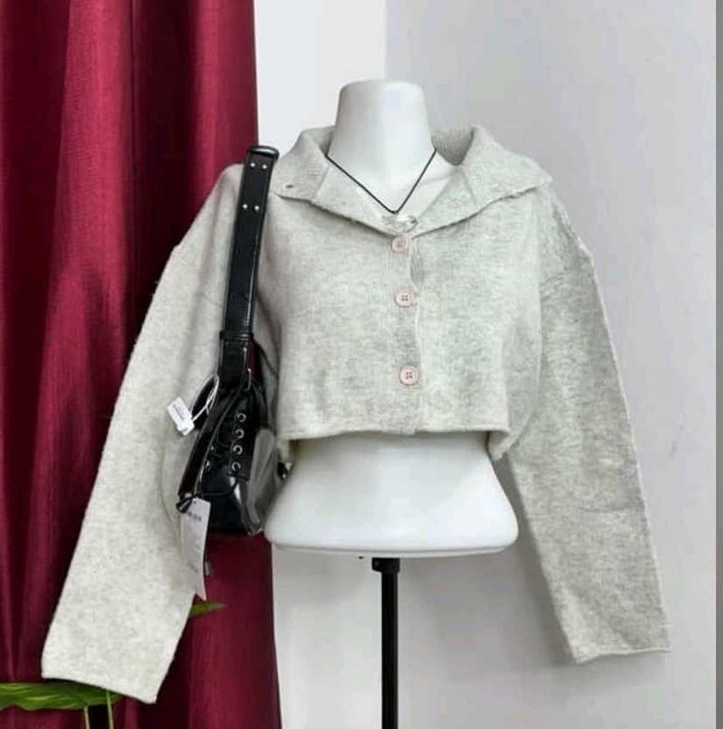 Chic Cropped Cardigan