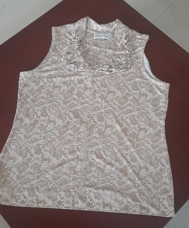 Sleeveless Snake Print Top