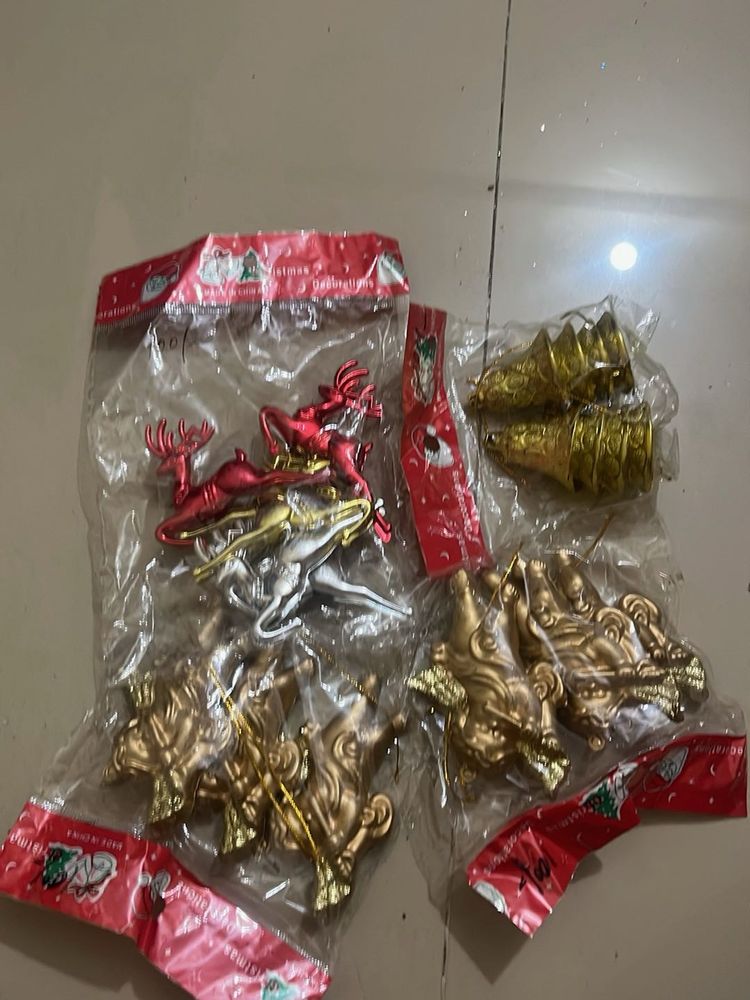 Christmas Ornaments Set