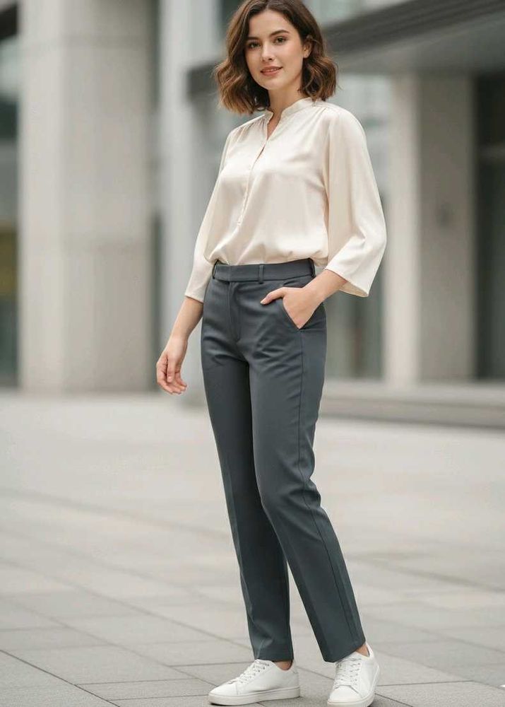 Chic Women's Dark Grey Trousers