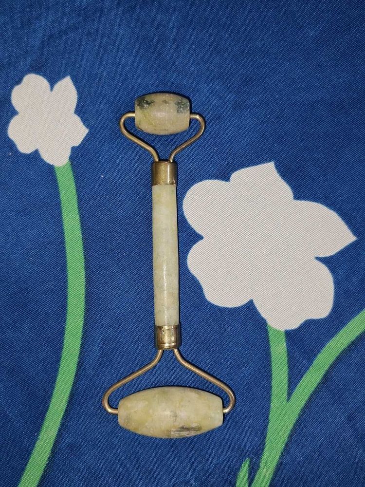Jade Facial Roller