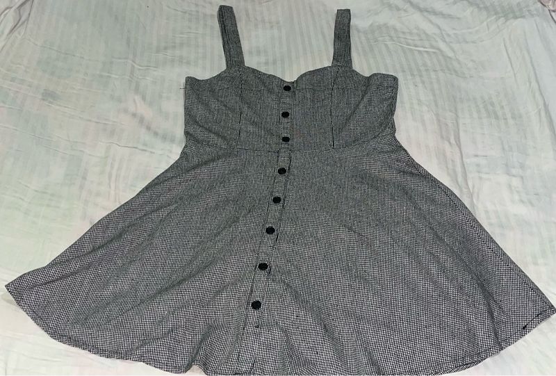 Vintage Houndstooth Button-Up Dress