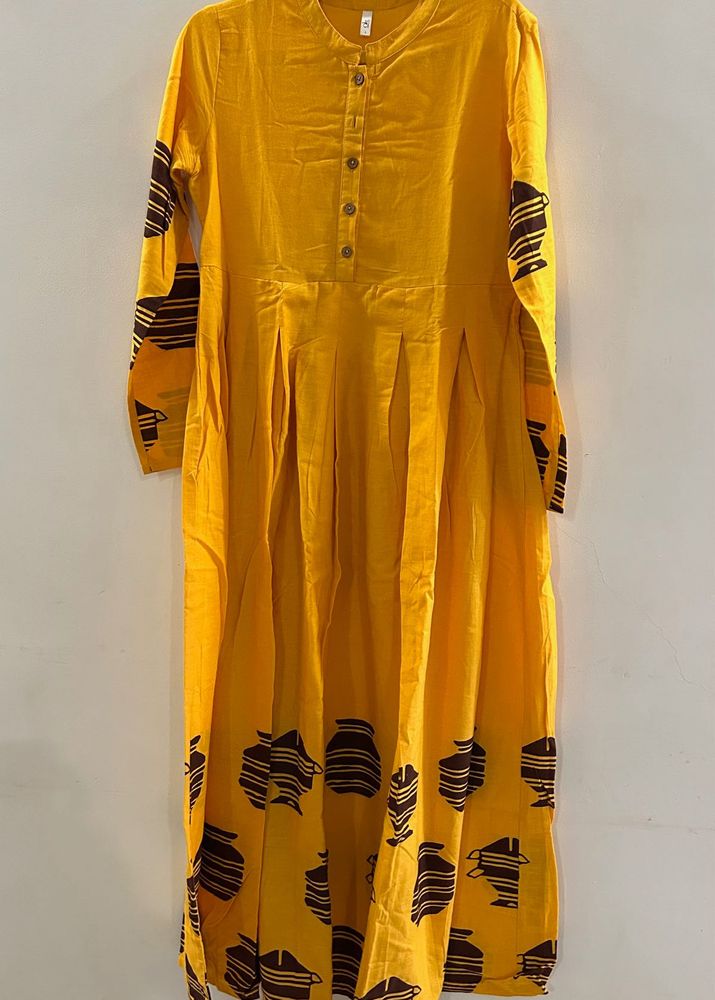 yellow gold  colour floor length kurt