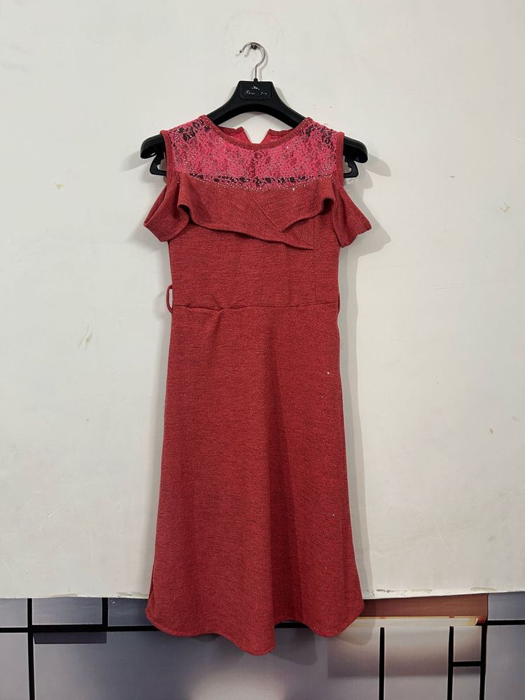 Chic Cold Shoulder Dress