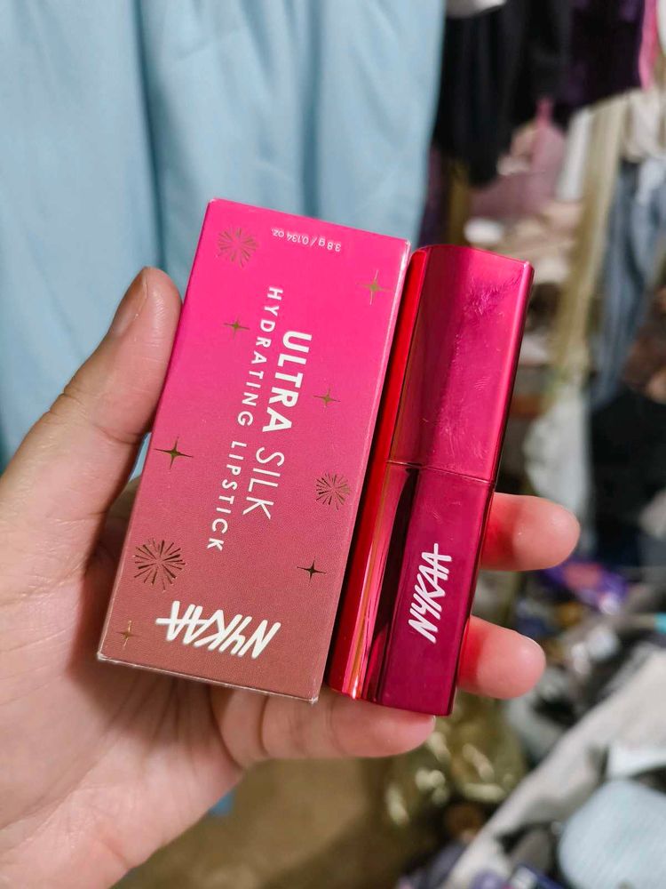 Vibin Nykaa Ultra Silk Hydrating Lipstick