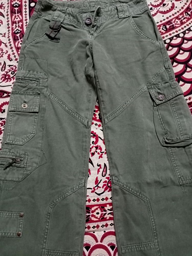 Olive Cargos