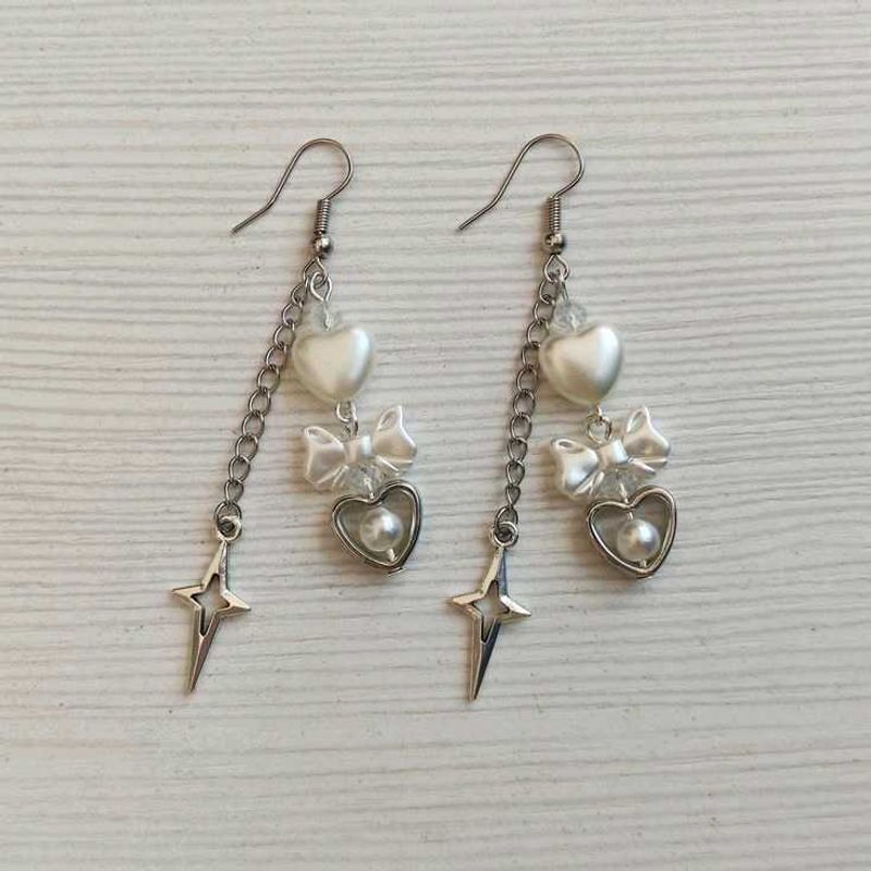 Kawaii Heart &amp; Star Dangle Earrings