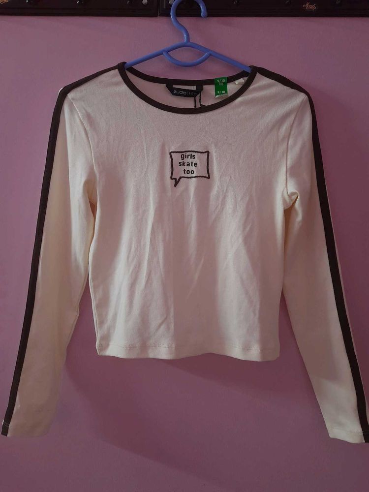 Zudio Cream "Girls Skate Too" Long Sleeve Tee