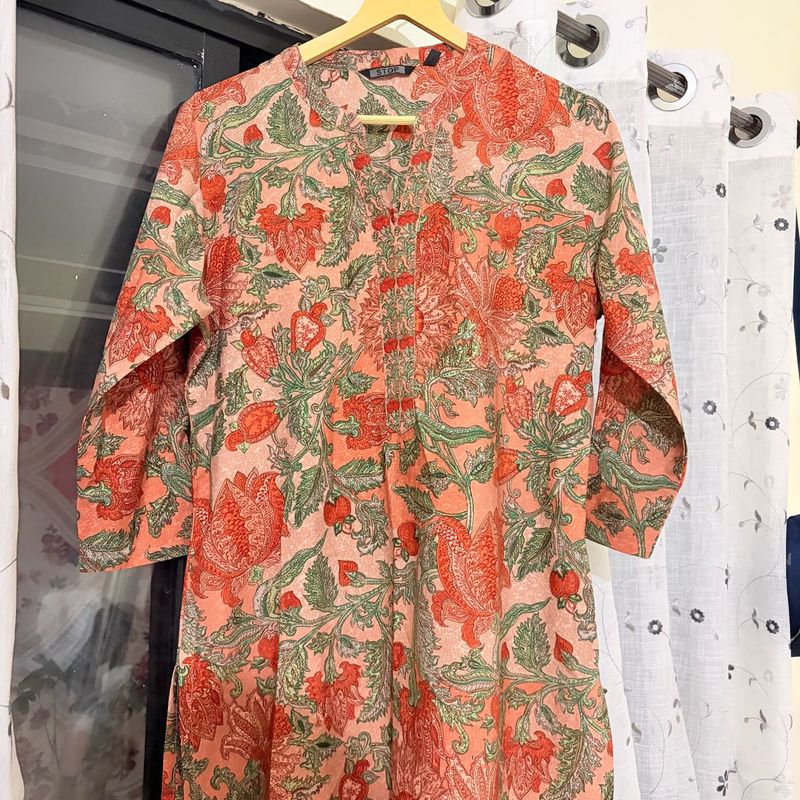 Beautiful Floral Print Kurta