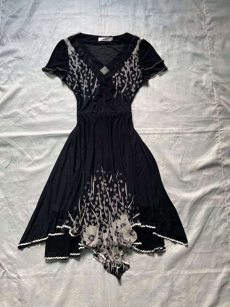 Black Floral Print Flounce Dress