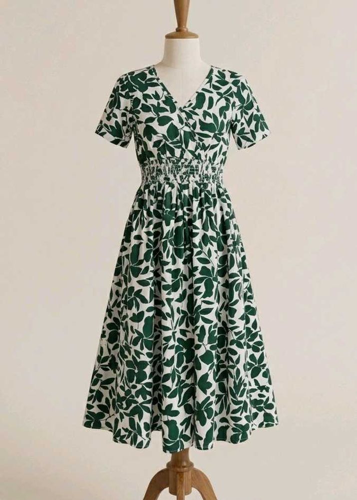 Chic Green Leaf Print Midi Dress