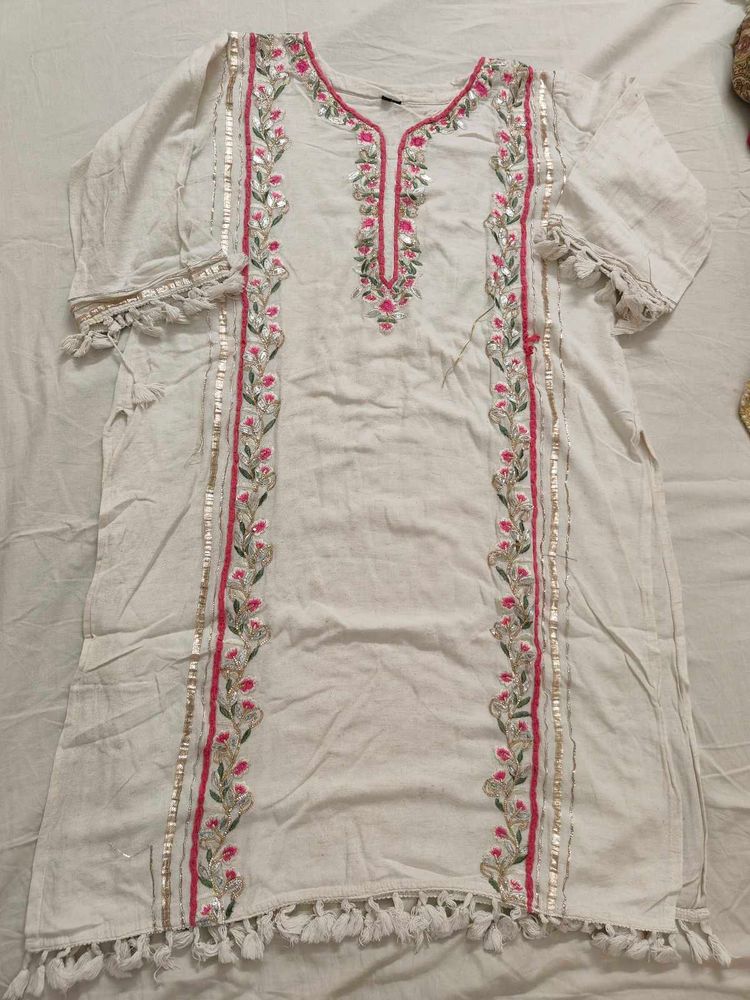 Embroidered Kurta with Tassels