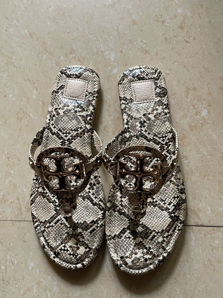 Miller❤️flats SALE