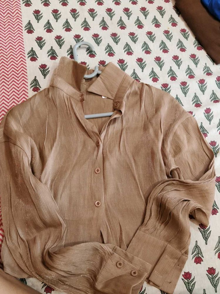 Chic Cropped Button-Up Shirt