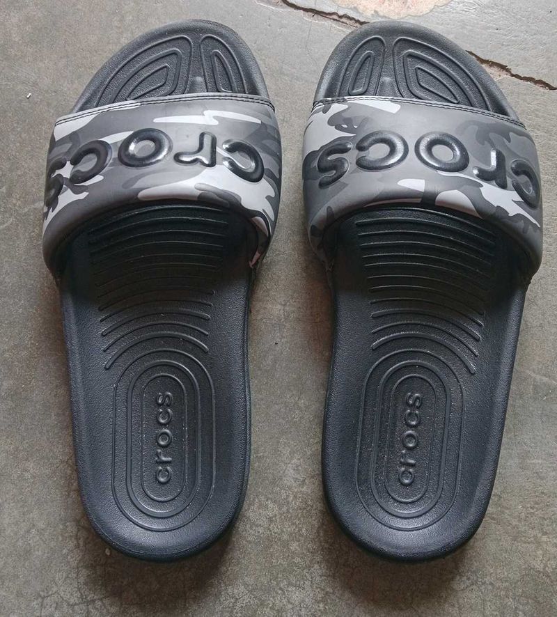 CROCS Black Sliders