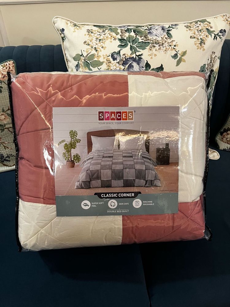 Spaces Classic Corner Double Bed Quilt