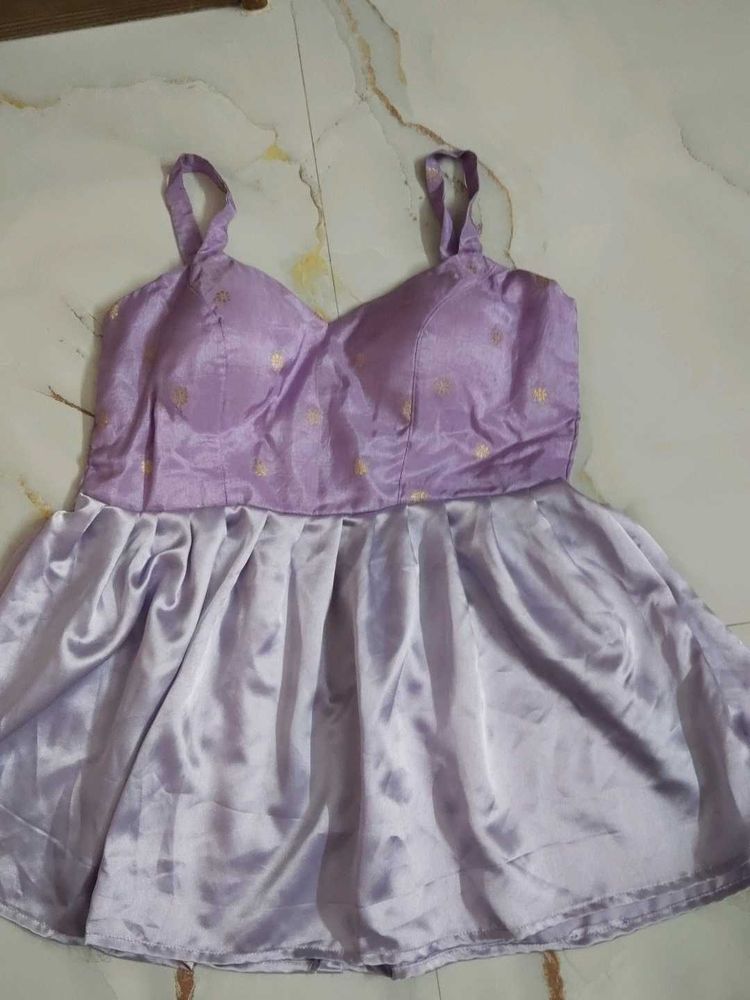Boutique piece Beautiful Lavender Blouse top