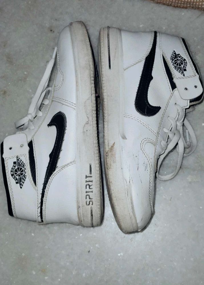 Jordan White High-Top Fashion Sneakers 👟