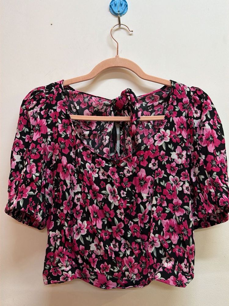 Floral Print Puff Sleeve Top