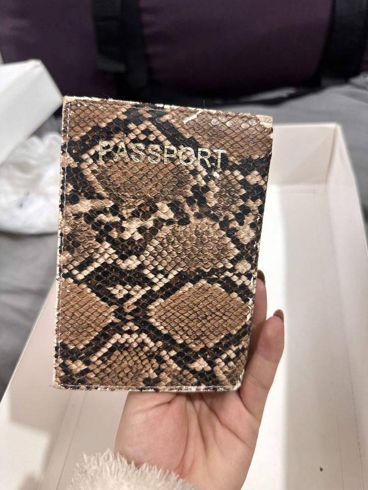 Snakeskin Print Passport cover