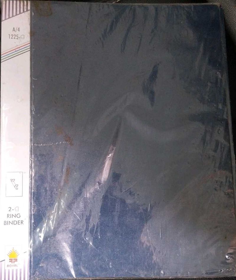 A 4 size 2 ringbinder
