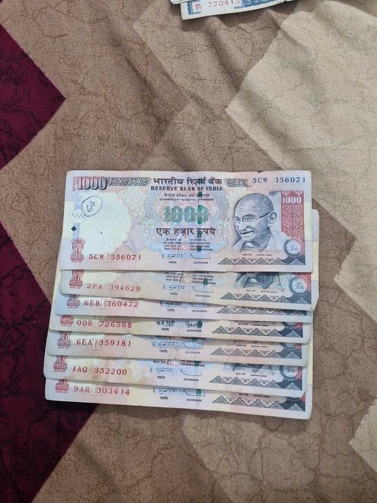 7 pcs Vintage Indian 1000 Rupee Notes