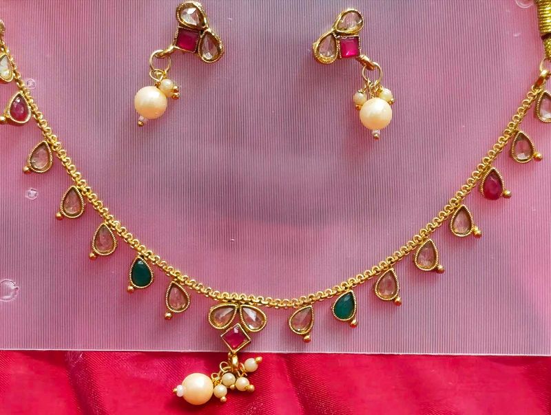 Elegant Pearl &amp; Gemstone Necklace Set