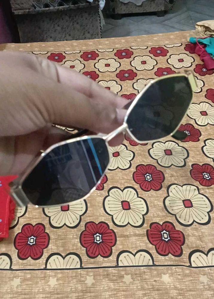 Stylish Geometric Sunglasses