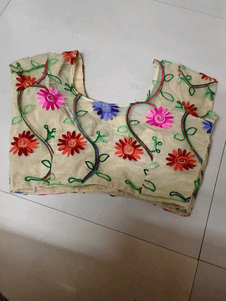 Embroidered Floral Blouse princess cut