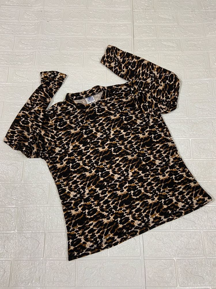 Women Tiger Print Top