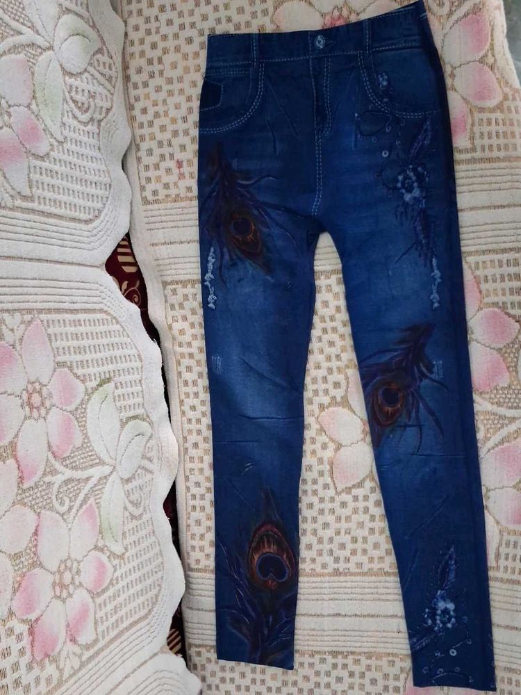 Peacock Print Blue jagging 💗