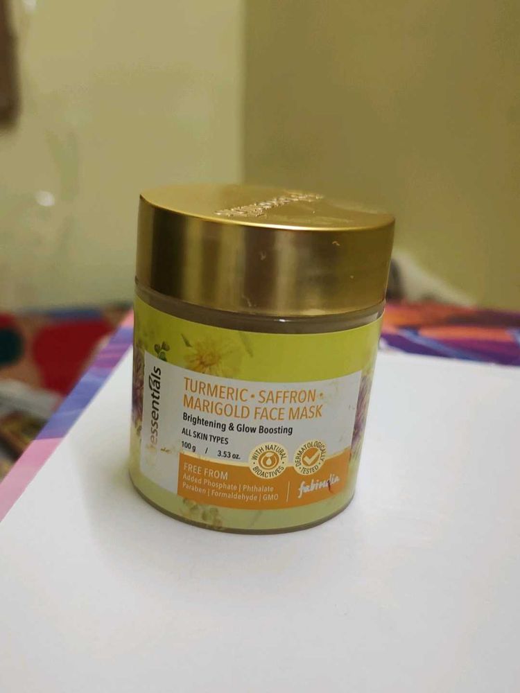 Turmeric Saffron Marigold Face Mask