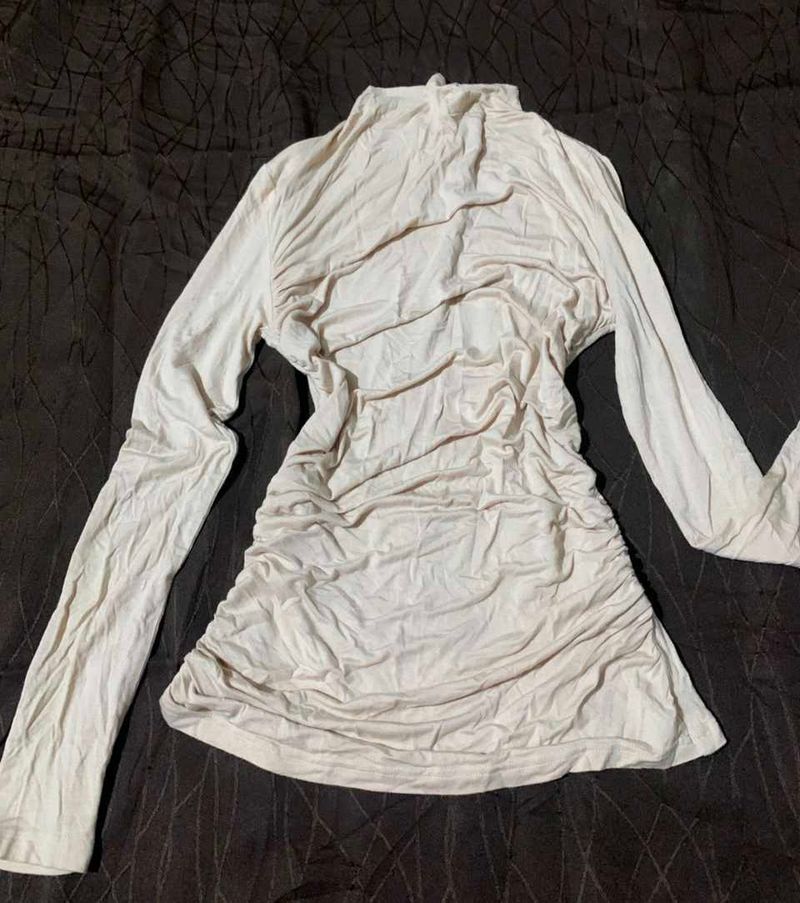Ruched Mock Neck Long Sleeve Top