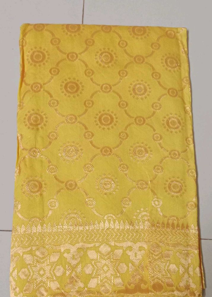yellow duppata