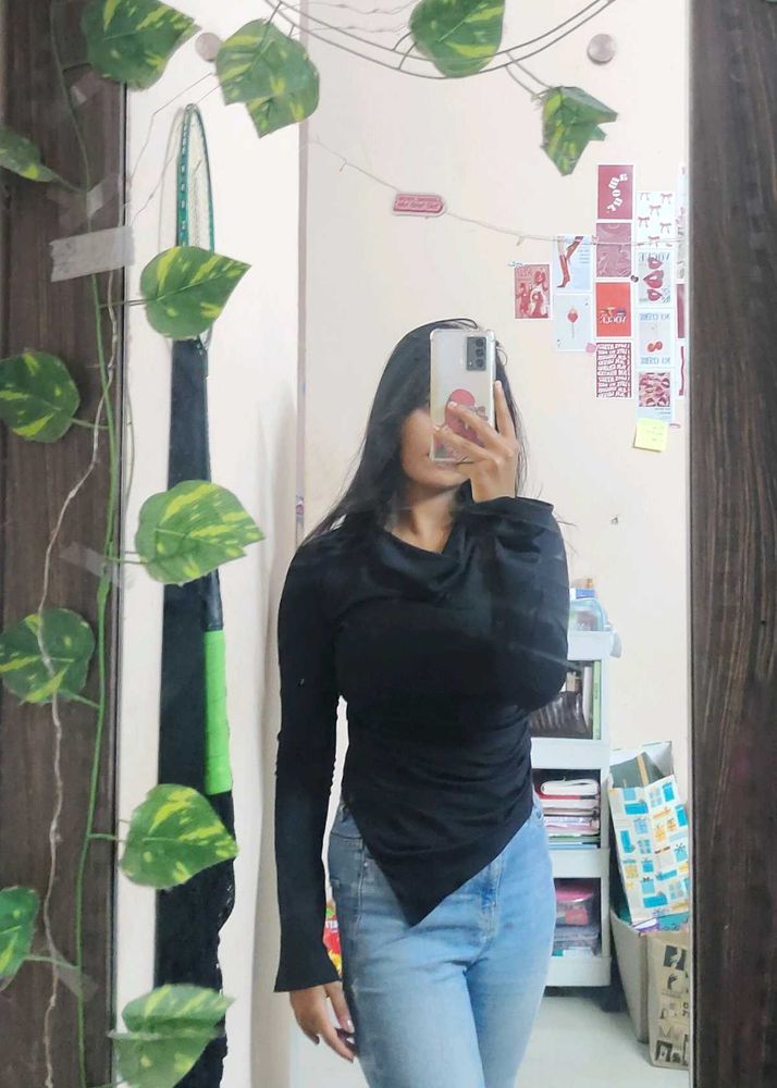 Chic Asymmetrical Black Long Sleeve Top
