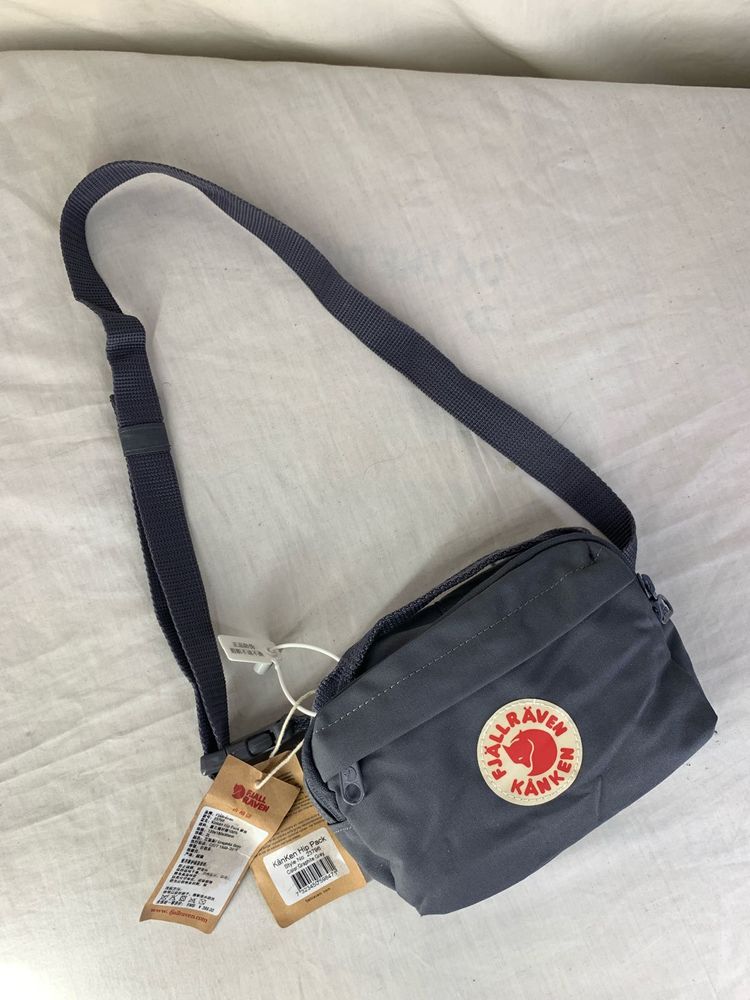 Fjallraven Kanken Hip Pack – Graphite Grey