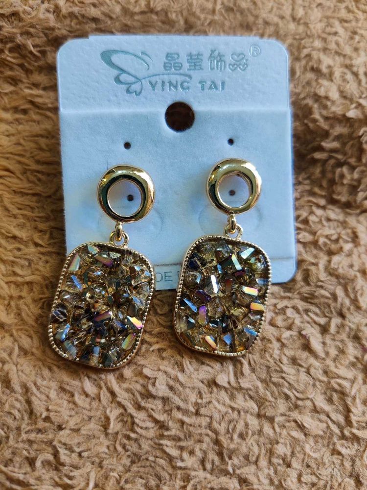 Elegant Ying Tai Drop Earrings