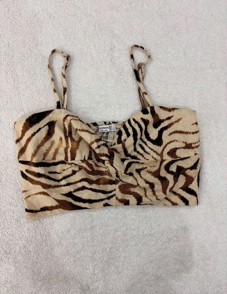 Stylish Zebra Print Crop Top
