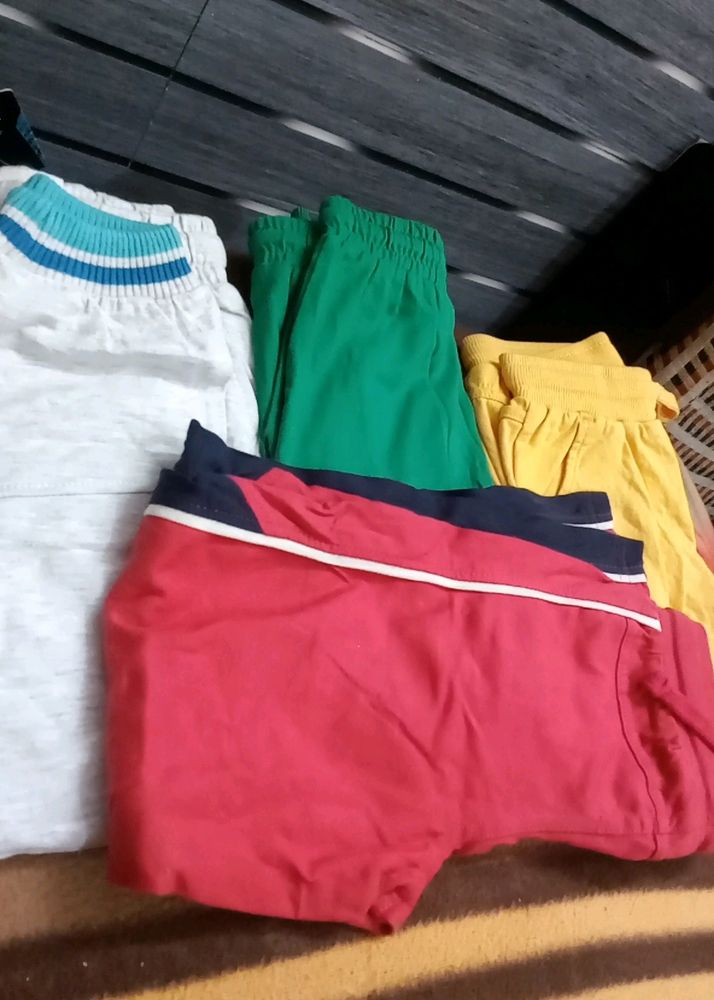 4 Kids Wear