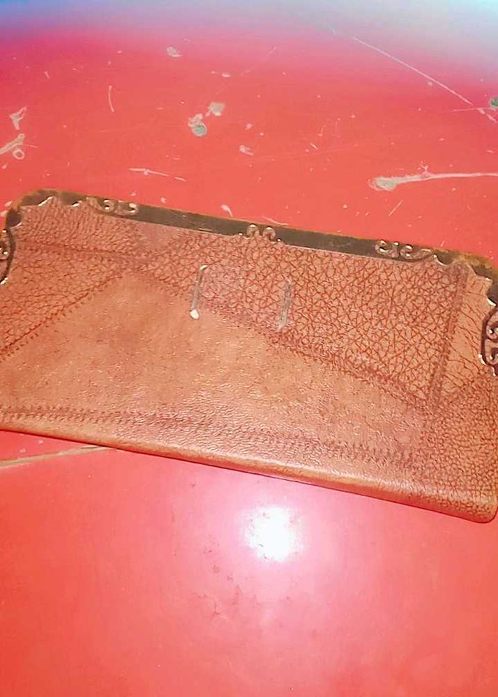 Elegant Clutch