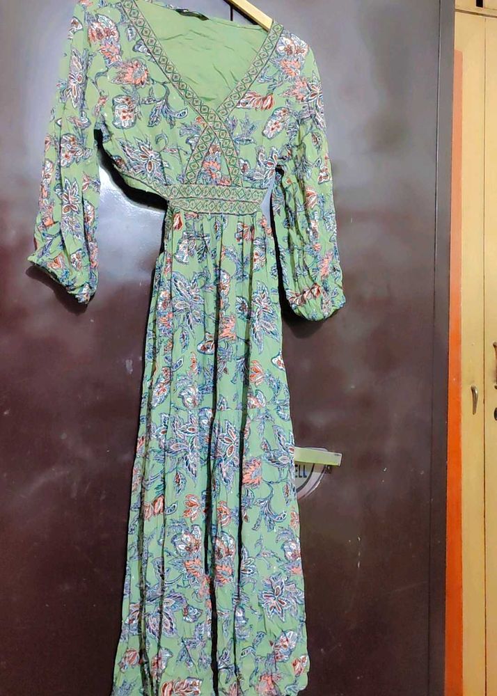 Lime Green Floral Print Maxi Dress For 36 Bust