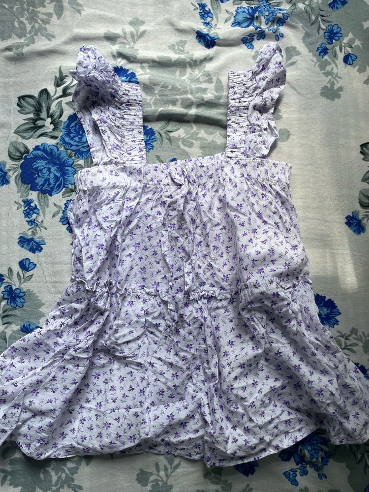 Cute Floral Print Smocked Top
