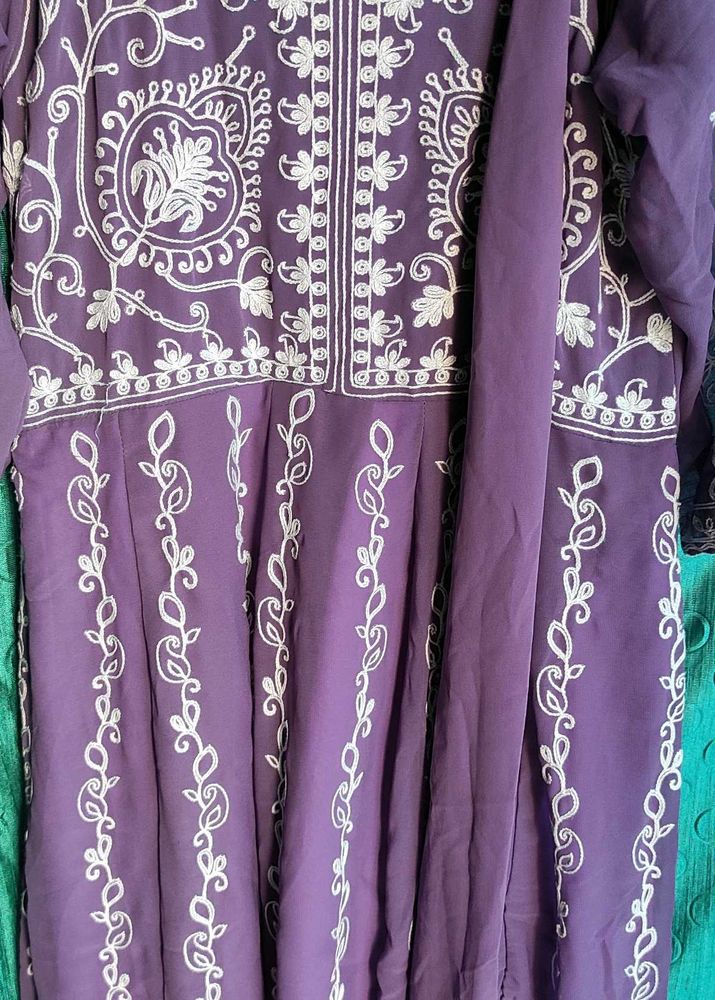 Elegant Purple Kurta Set with White Embroidery