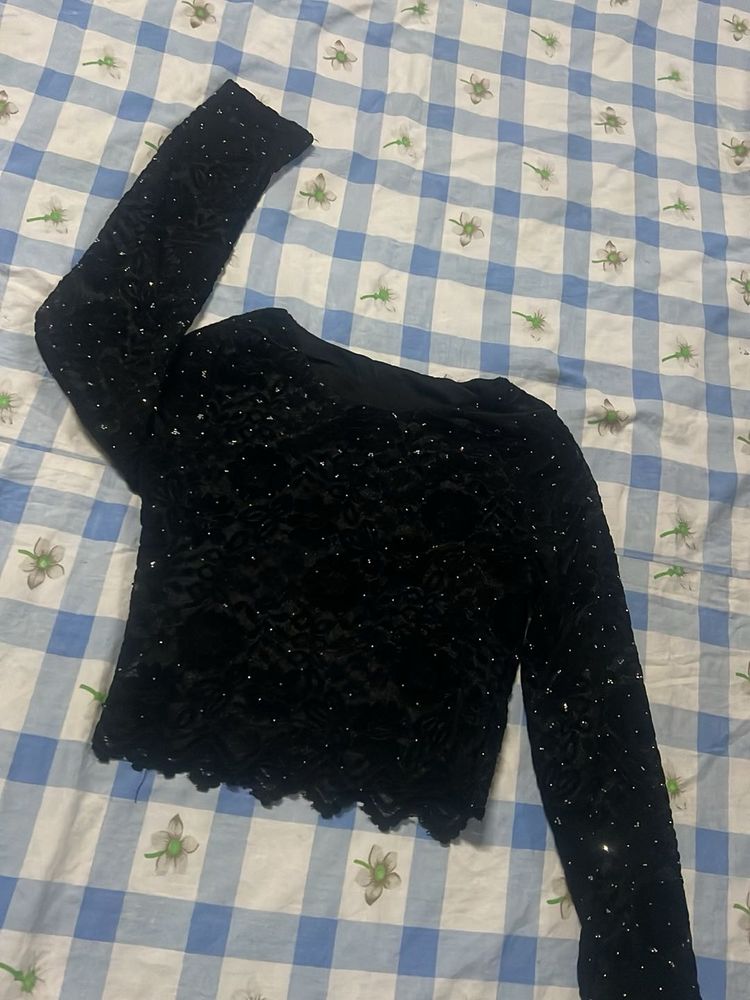 Sparkly Black Velvet top i bought it for 600 to