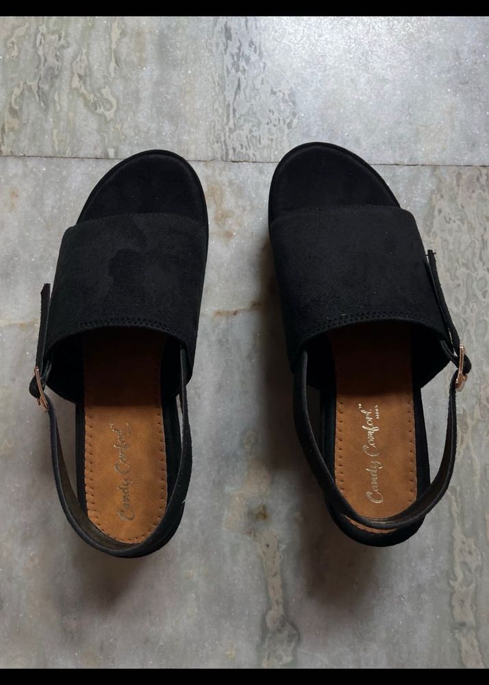 Stylish Black Comfort Sandals