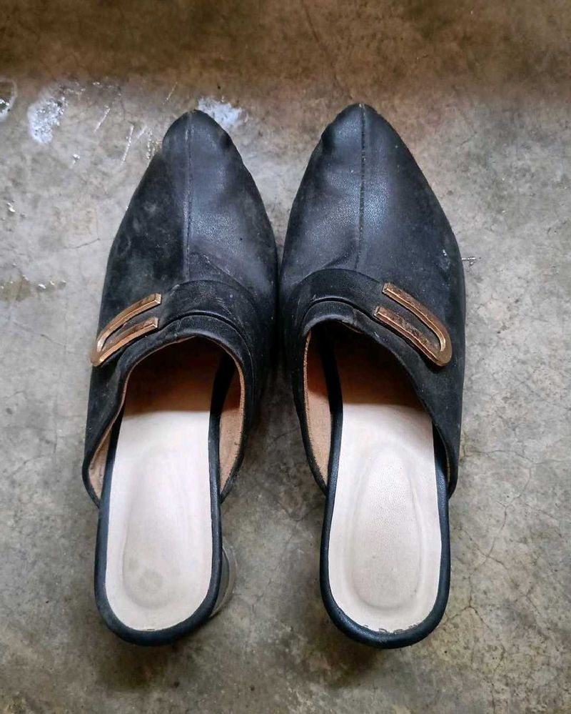 Stylish Black Mules