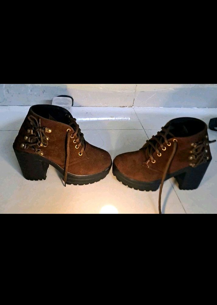 Pretty Boots New