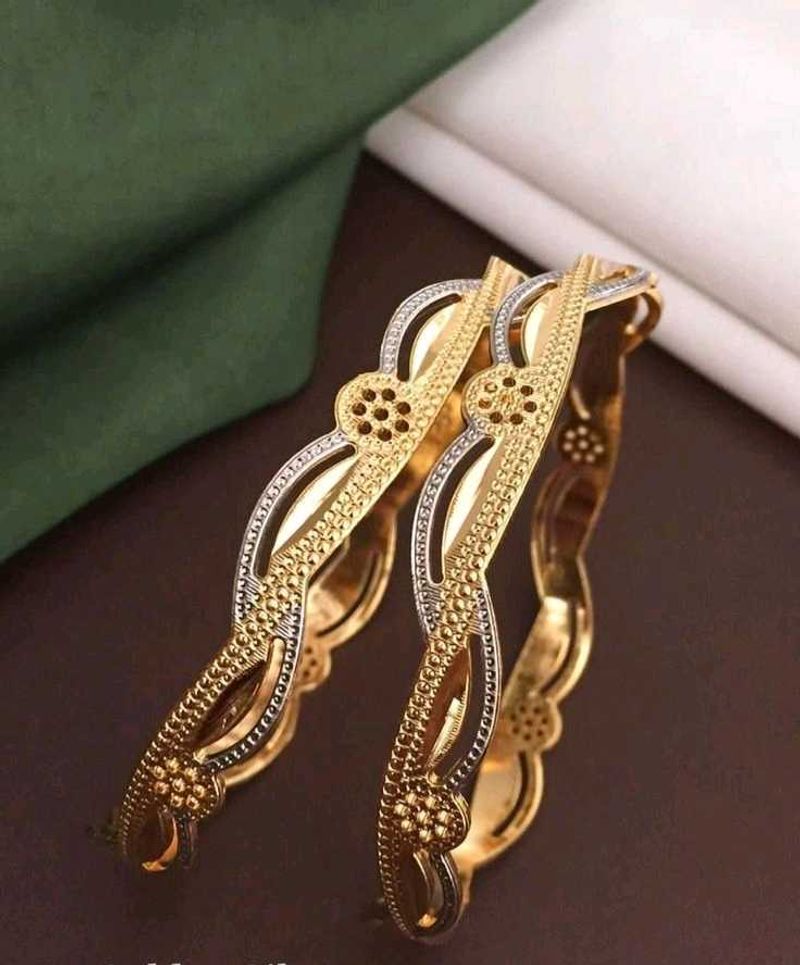 Elegant Gold Tone Designer Bangles