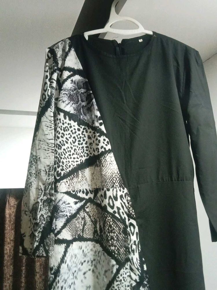 Chic Black Kurta with Animal Print Sleeves